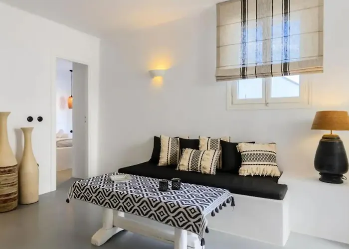 Elmina Two Bedroom In شقة *