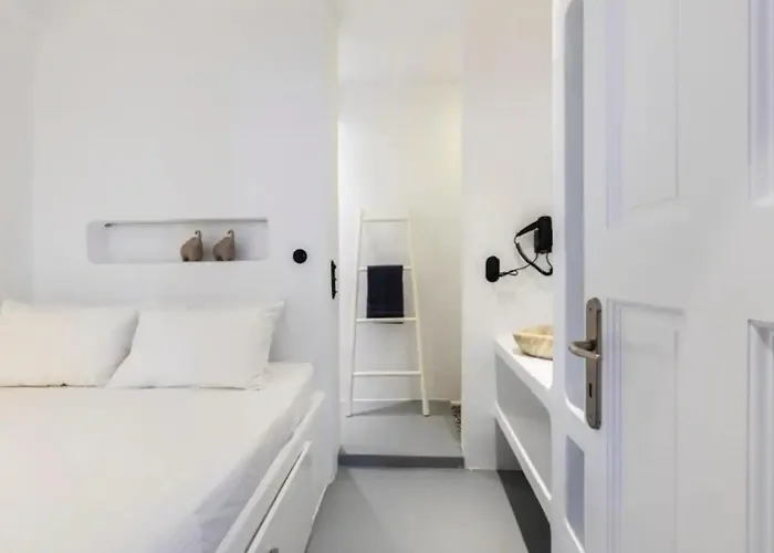 Elmina Two Bedroom In شقة *